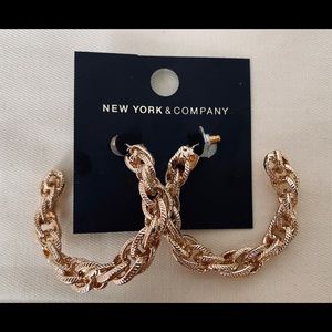 NEW YORK & COMPANY  - GOLD HOOPS NEW!